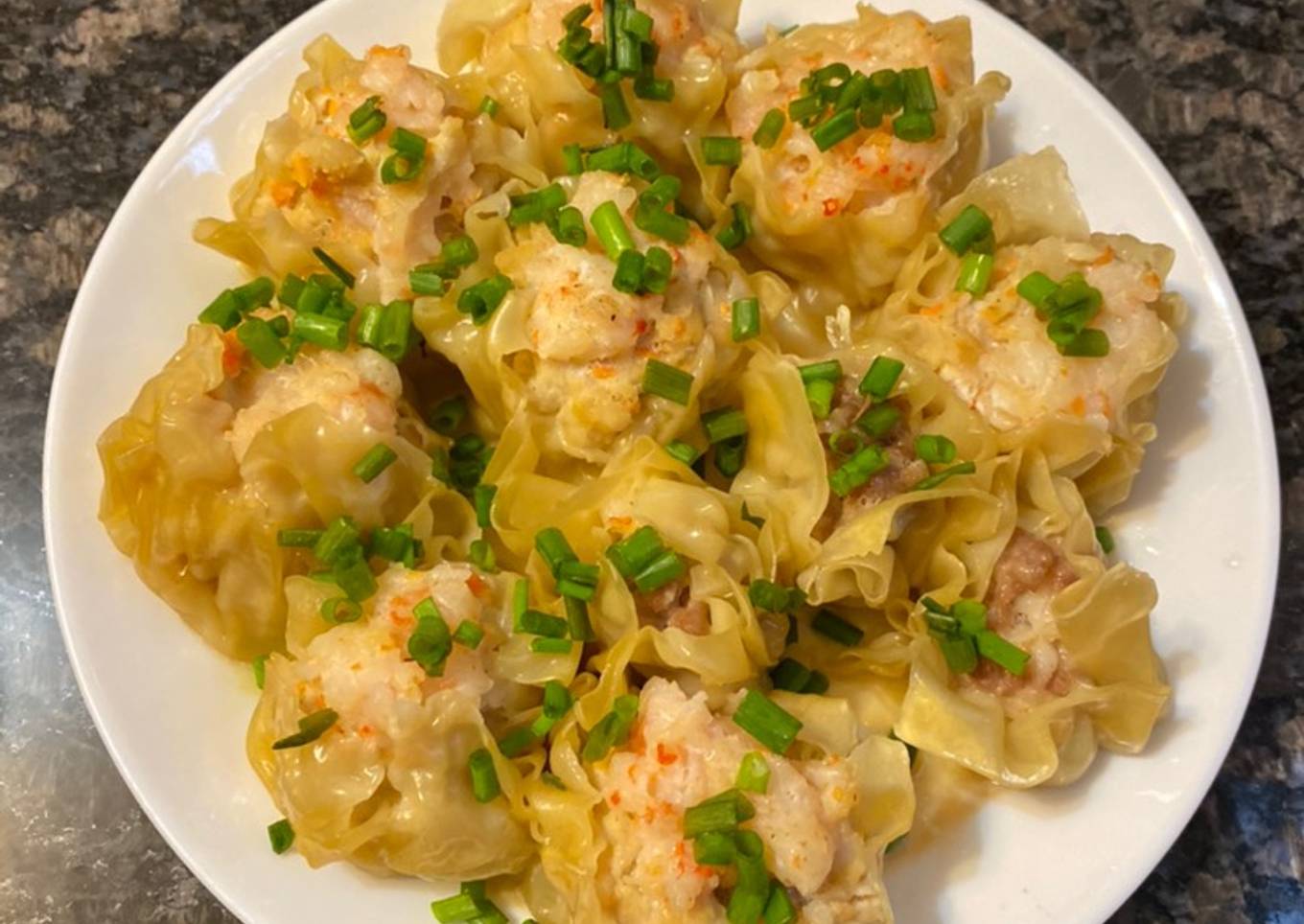 Siomay daging babi dan udang