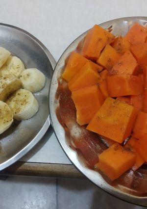 A picture of Fruit chaat.
