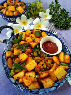 मसाला ब्रेड उपमा (masala bread upma recipe in Hindi) रेसिपी मुख्य फोटो