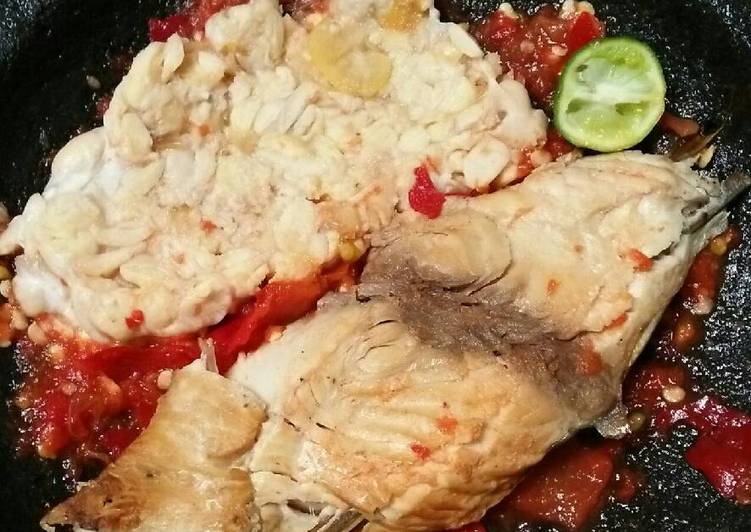 Sambel Jeruk Purut Damudza