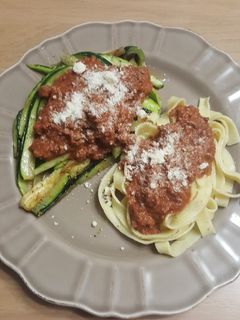 Une photo de Tagliatelles de courgettes à la bolognaise