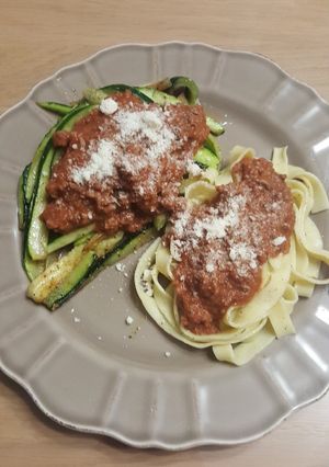 Une photo de Tagliatelles de courgettes à la bolognaise