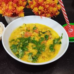 A picture of Vegetable Broken Wheat khichdi.