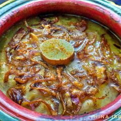A picture of Handi Haleem.