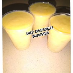 A picture of Pineapple and Banana Smoothie.