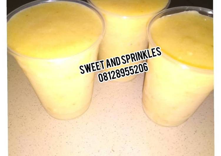 Simple Way to Prepare Ultimate Pineapple and Banana Smoothie