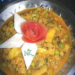 Mushroom Matar Sabji A picture of Mushroom Matar Sabji.
