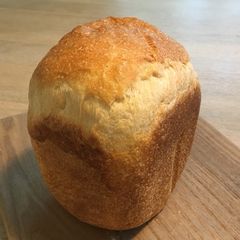 A picture of Dairy-free bread: pain de mie with bread maker.