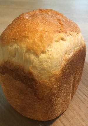 A picture of Dairy-free bread: pain de mie with bread maker.