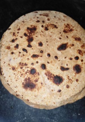 मसाला पराठा (Masala paratha recipe in hindi) रेसिपी मुख्य फोटो