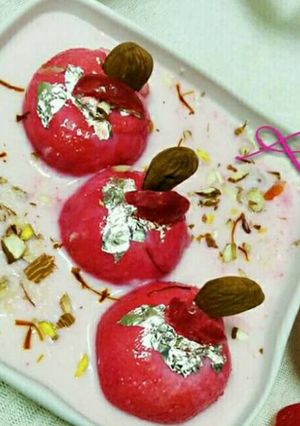 A picture of Rose Rasmalai.