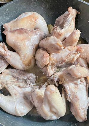Foto resep Ayam Ungkep Bawang Putih (Tanpa Air & Meal Prep Friendly)