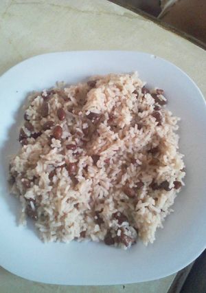 A picture of Rice and beams.
