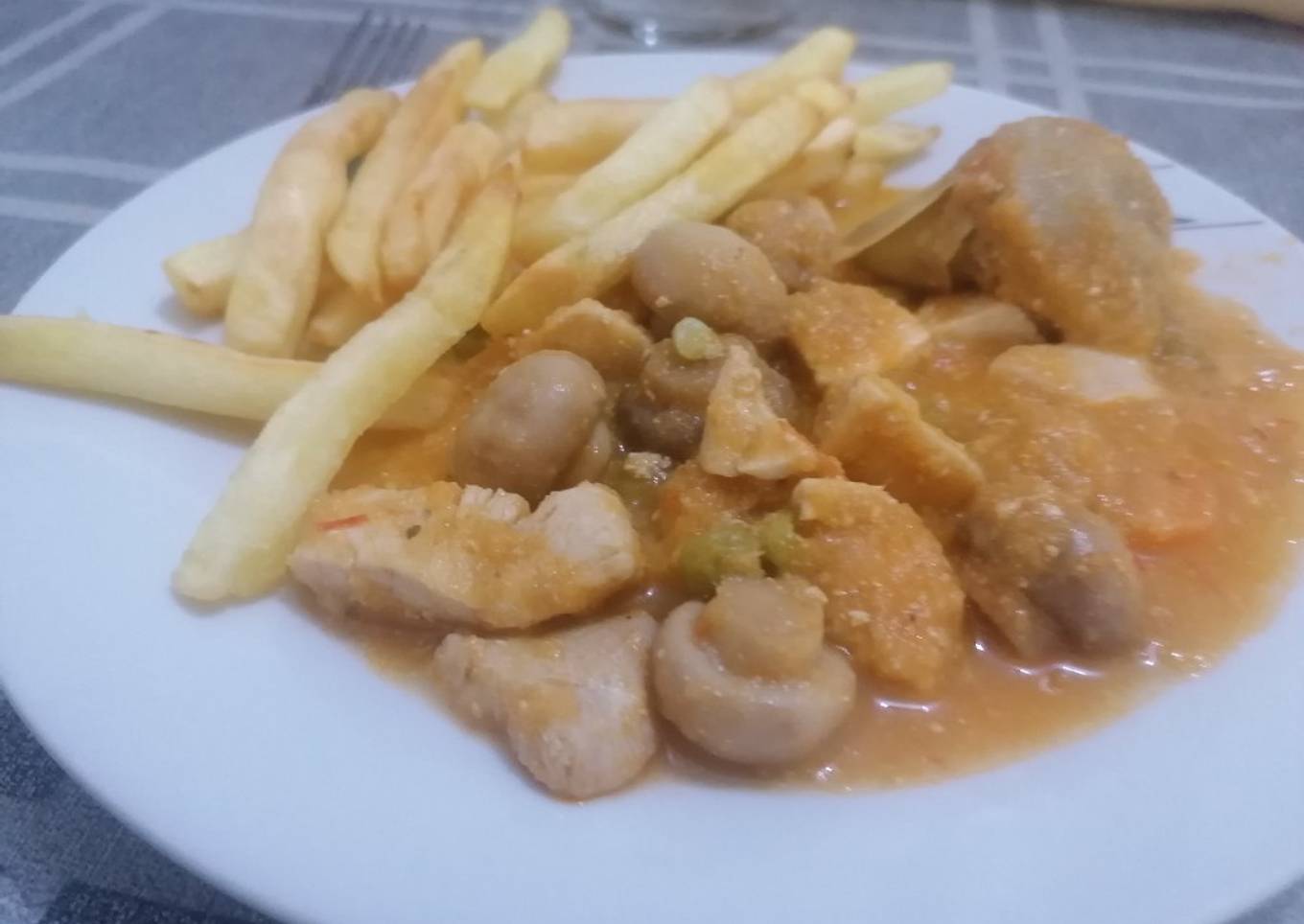 Pollo con verduras