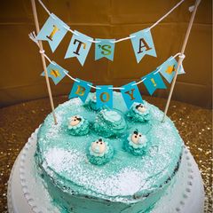 A picture of Blue Cake!! (Baby Shower 👶🏻🩵).