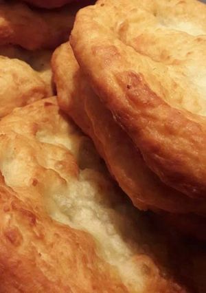 Lángos krumplival recept fotója
