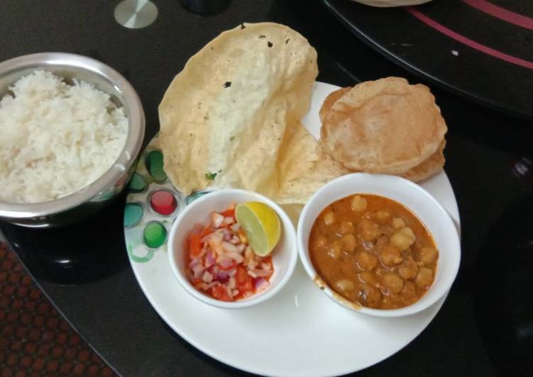 Simple Way to Make Quick Punjabi chhole bhature