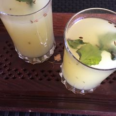 A picture of Raw mango sharbat.