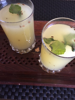 A picture of Raw mango sharbat.