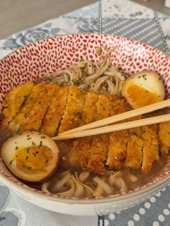 Una foto de Sopa estilo “ramen” express