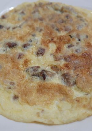 Una foto de Omelette con empellas de cerdo