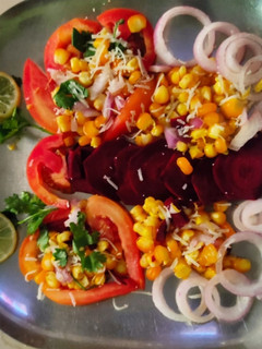મેક્સીકન સલાડ (Mexican salad Recipe in Gujarati) રેસીપી મુખ્ય ફોટો