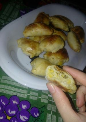 Una foto de Empanadas de choclo cebolla y queso