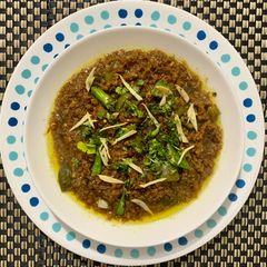 A picture of Chili Mince (Harri mirch Qeema).