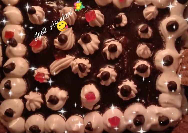 Easiest Way to Make Quick Eggless chocolate Biscuit cake 🎂