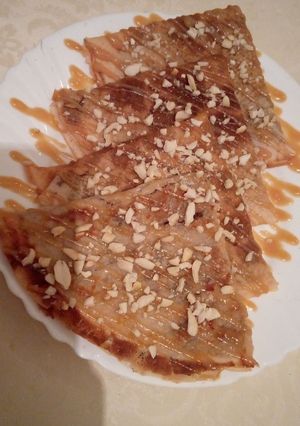 صورة لوصفة كريب بدون بيض بصوص الكراميل وشوكولاطة الطلاء 😋