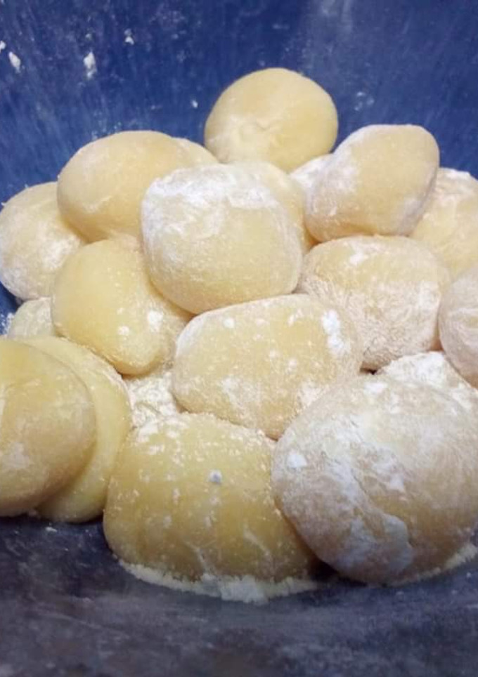 Una foto de Trufas de leche condensada y limón