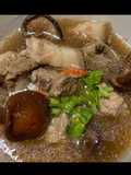 ซี่โครงหมูตุ๋นเห็ดหอม