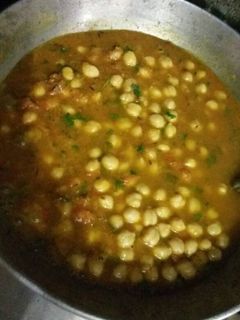 छोले (Chole recipe in hindi) रेसिपी मुख्य फोटो