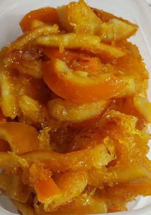 Una foto de Cáscara de naranja en almíbar
