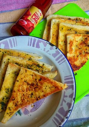 Foto resep Roti Tawar Panggang Mentega Bawang