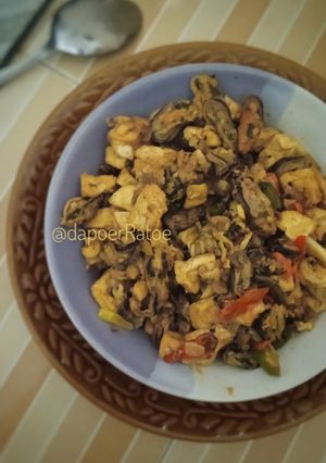 Foto resep Oseng kerang + tahu