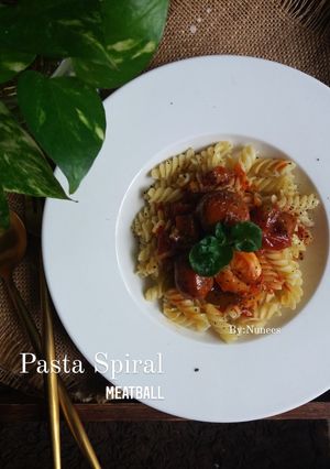 Gambar Pasta Spiral Meatball