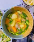 Canh sườn non hầm củ