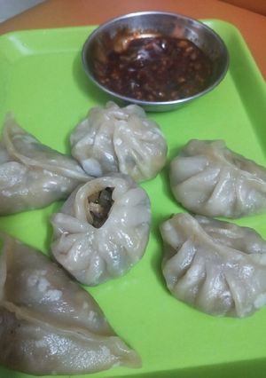 A picture of Veg momos.