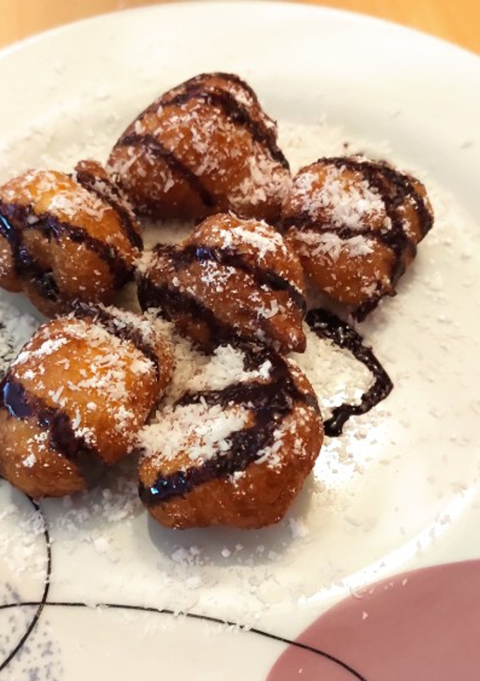 Una foto de Buñuelos de coco