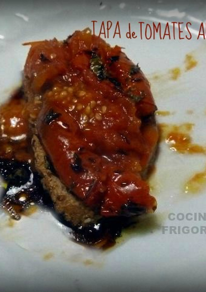Una foto de Tapa de tomate al horno