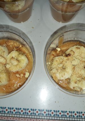Une photo de Dessert à la crème caramel et au banane