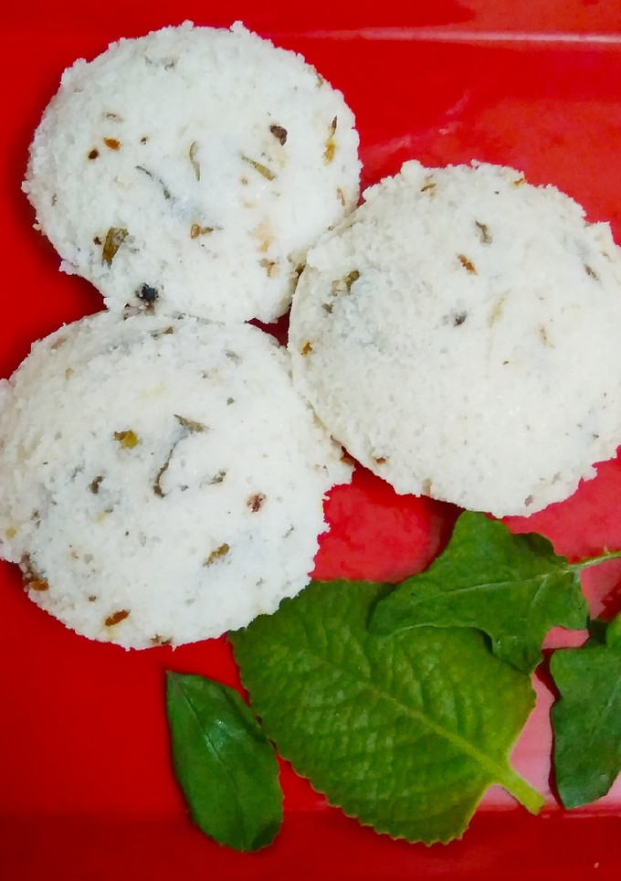 மூலிகை இட்லி செய்முறை முக்கிய புகைப்படம்