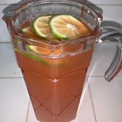 A picture of Strawberry lemonade.