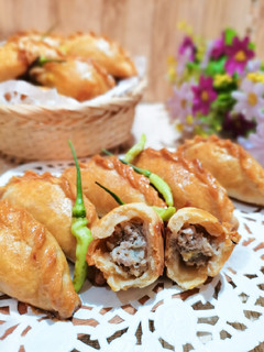 Foto resep Kibinai (Lithuanian Meat Pies)