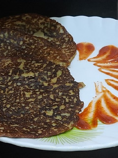 મિક્સ લોટના ચીલા (Mix Lot Chila Recipe In Gujarati) રેસીપી મુખ્ય ફોટો