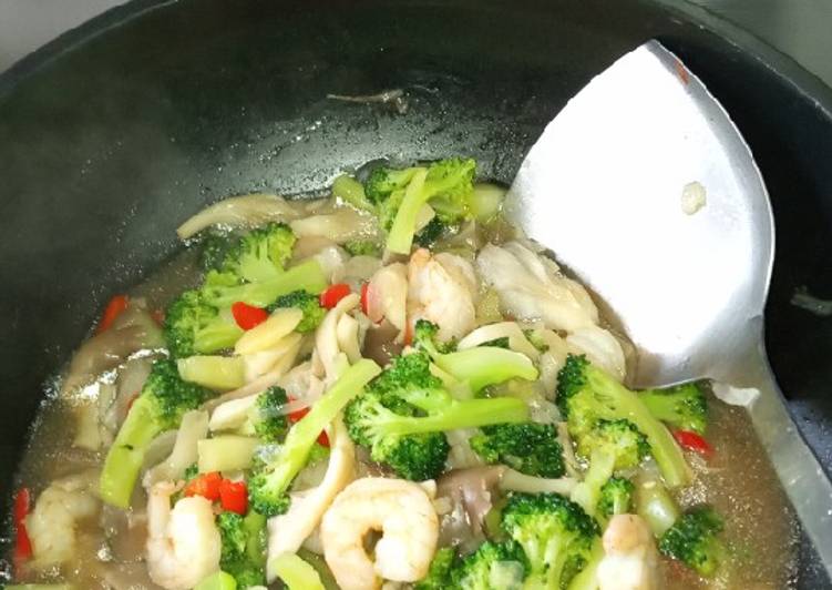 Resep Oseng broccoli dan udang yang Bisa Manjain Lidah