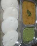 Idli sambhar chutney