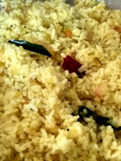 மாங்காய் சாதம் (Mango rice recipe in tamil) செய்முறை முக்கிய புகைப்படம்