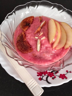 A picture of Apple Fig Smoothie Bowl.